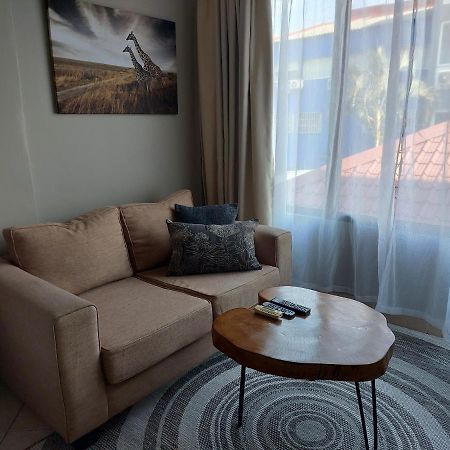 Sundown Guest House מאפוטו מראה חיצוני תמונה