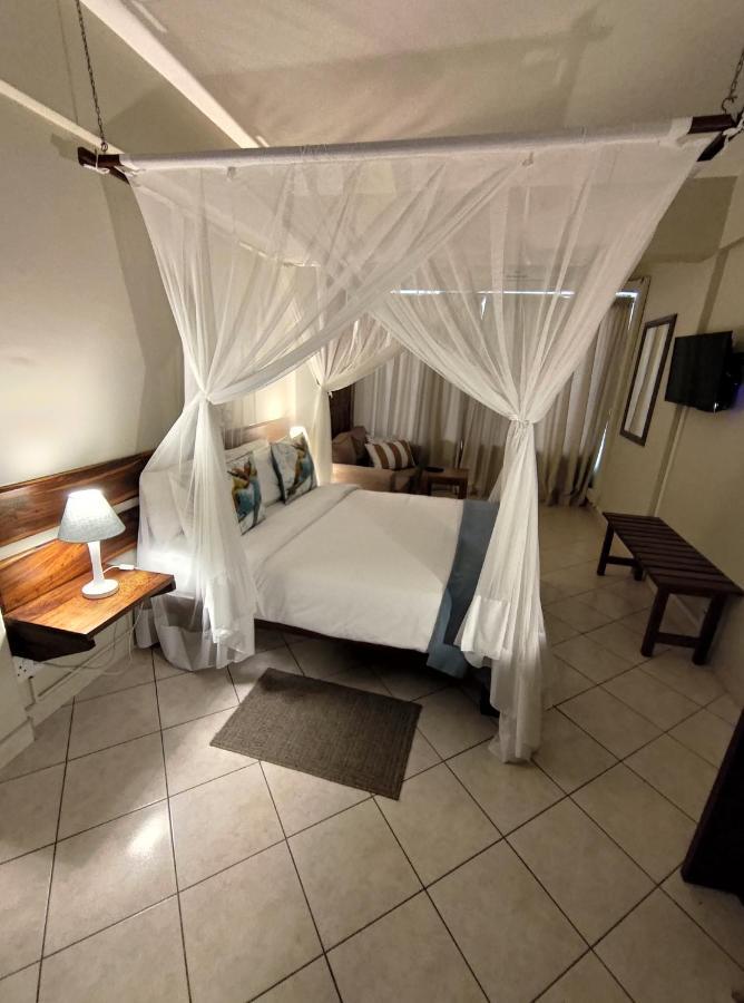 Sundown Guest House מאפוטו מראה חיצוני תמונה