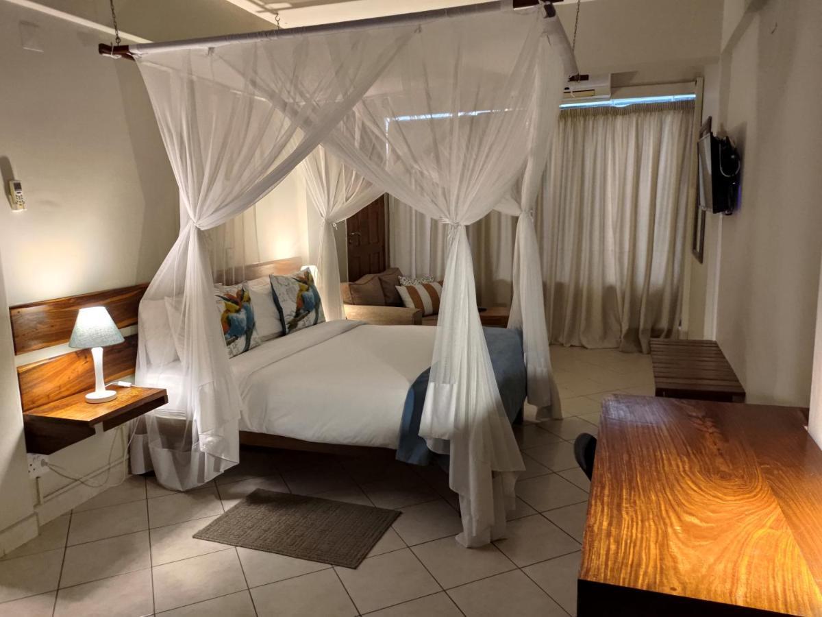Sundown Guest House מאפוטו מראה חיצוני תמונה