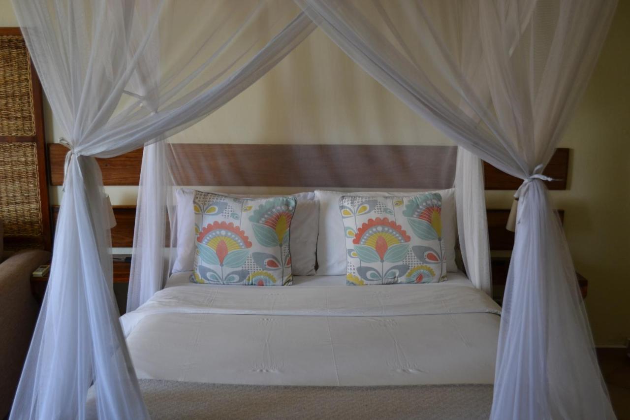 Sundown Guest House מאפוטו מראה חיצוני תמונה