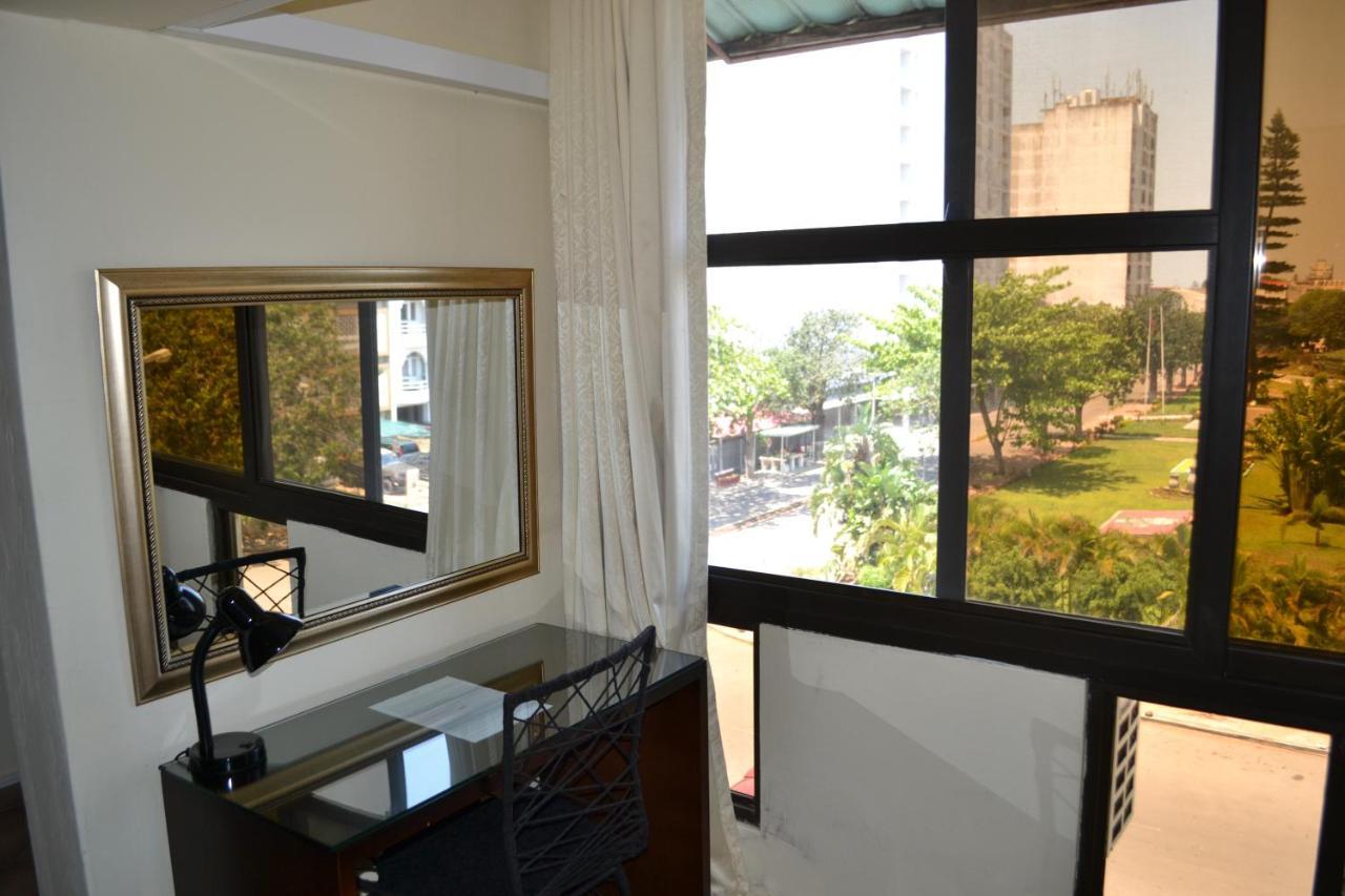 Sundown Guest House מאפוטו מראה חיצוני תמונה